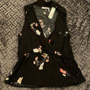 Floral wrap top